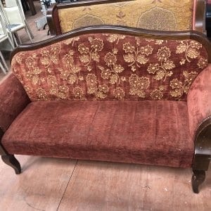 Red and gold bench (5ft)